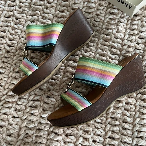 Anne Klein Akhadya Wedge Sandals - Picture 5 of 8
